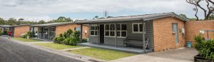 Cabins accommodation Swan Lake NSW